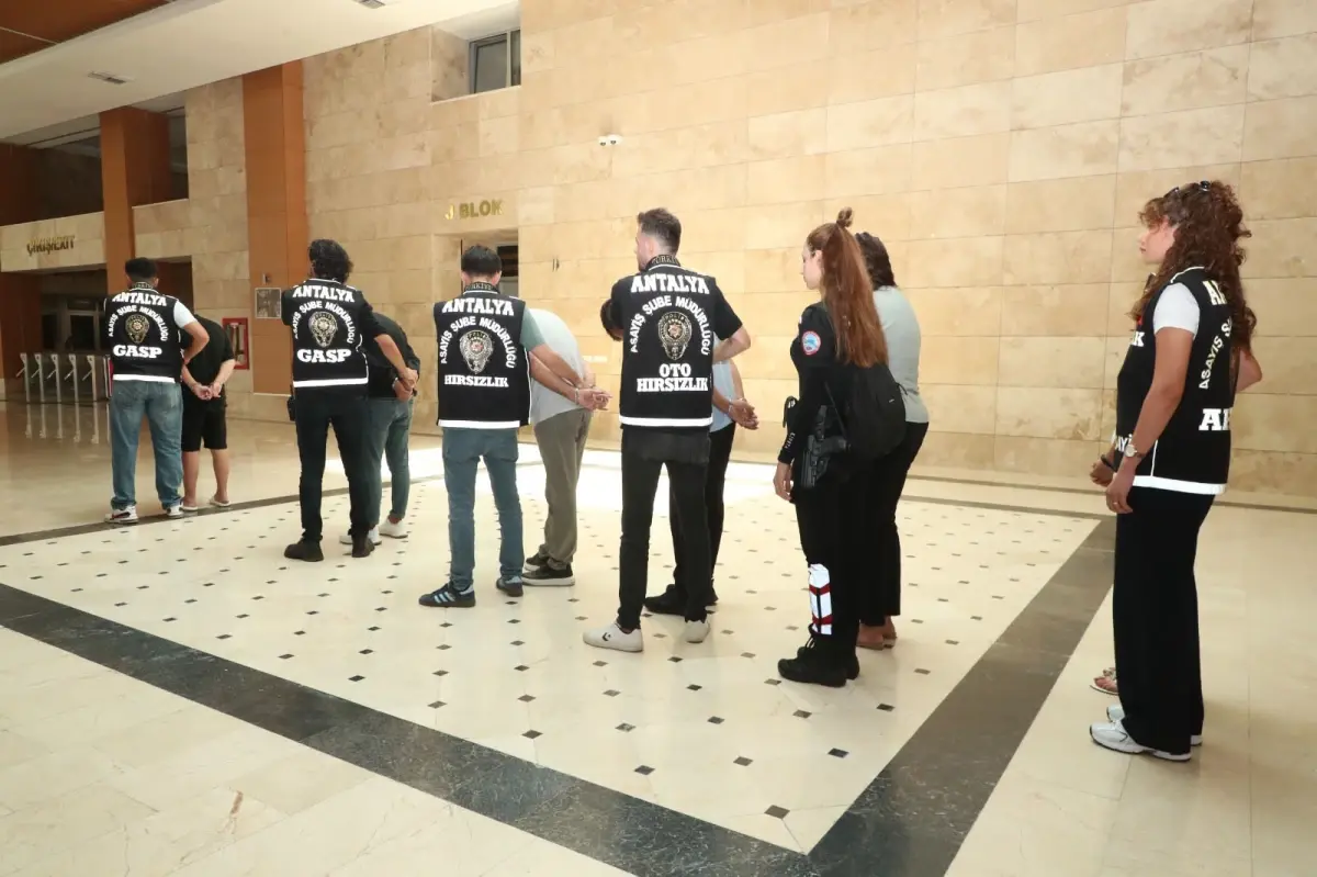 Antalya’da 6 Şüpheli Tutuklandı