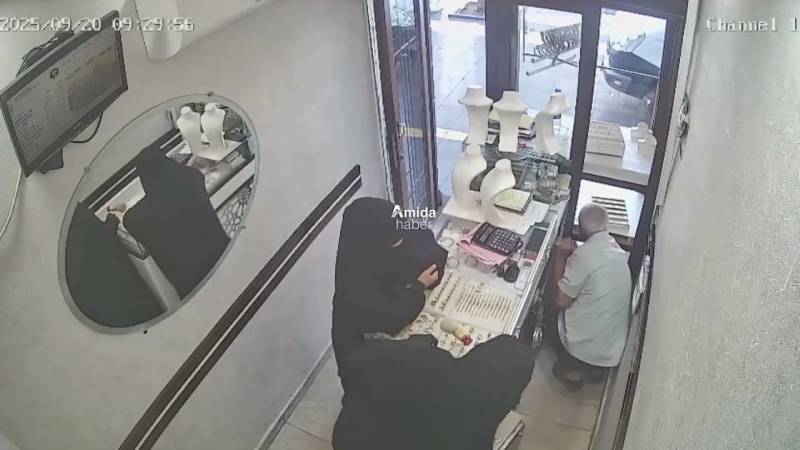 Diyarbakır’da kara çarşaflı kuyumcu soygunu: Zanlılar yakalandı, 2,5 kilo altın bulunamadı