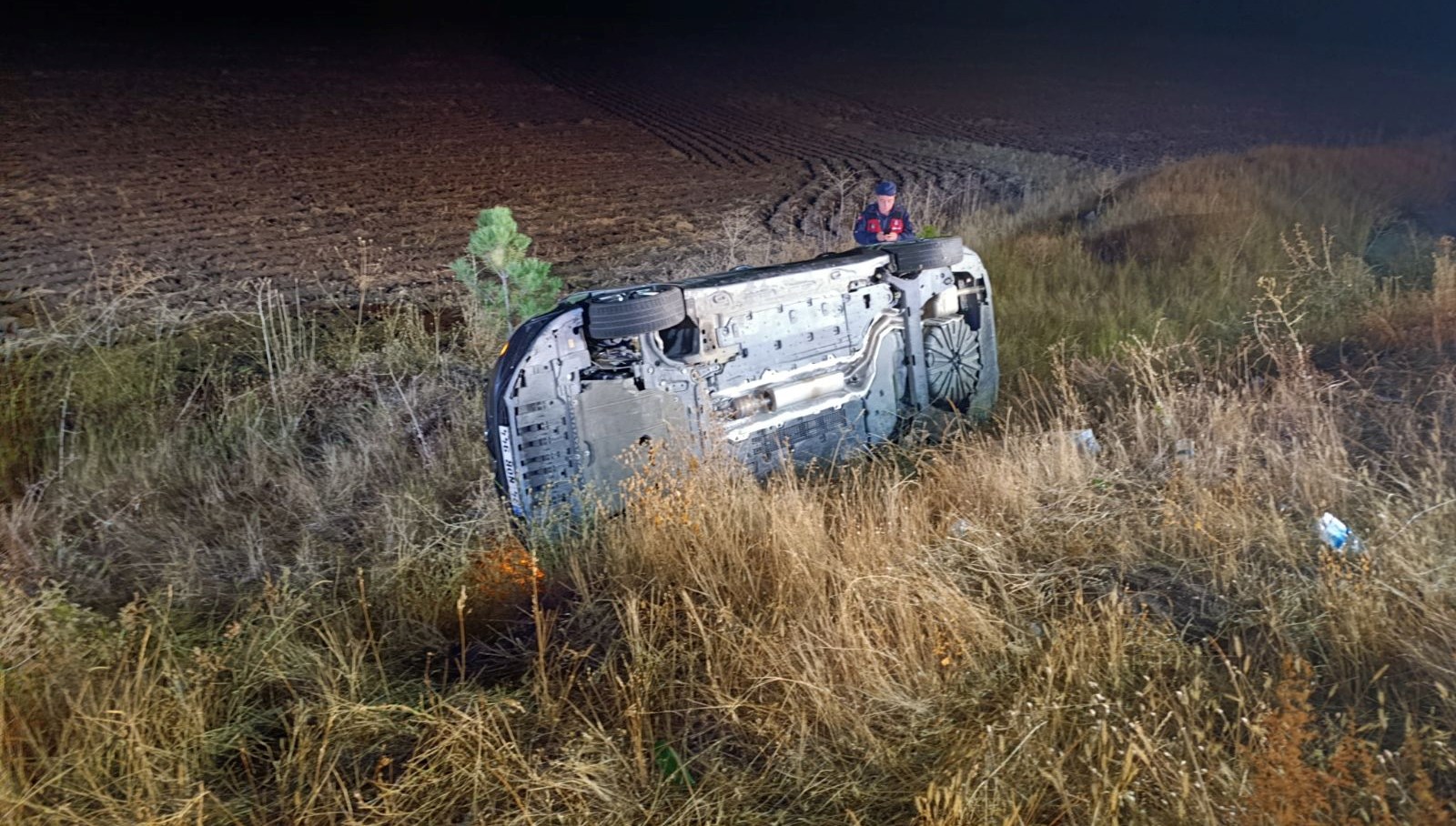 Sivas’ta otomobil şarampole devrildi: 5 yaralı