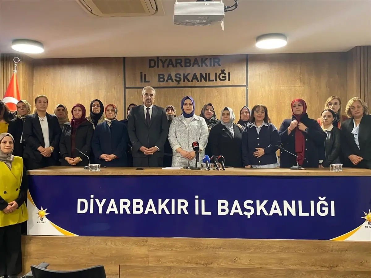 AK Parti Diyarbakır Kadın Kollarından kadına yönelik şiddetle mücadele günü açıklaması