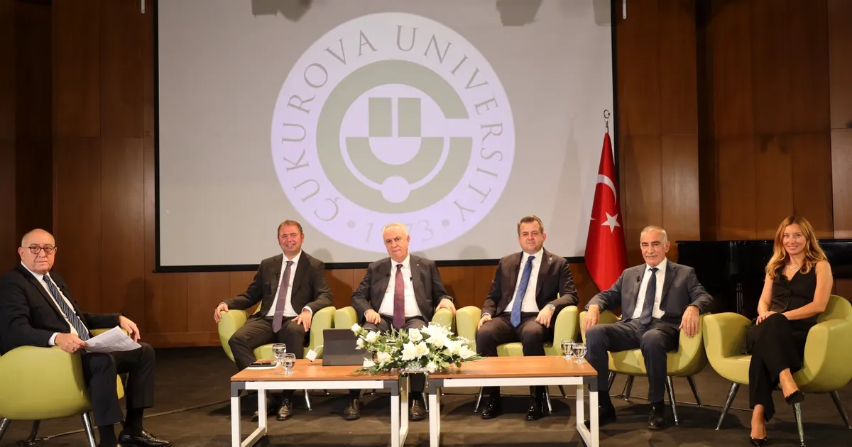 Anadolu Buluşmaları’nın 7’ncisi Adana’da gerçekleştirdi