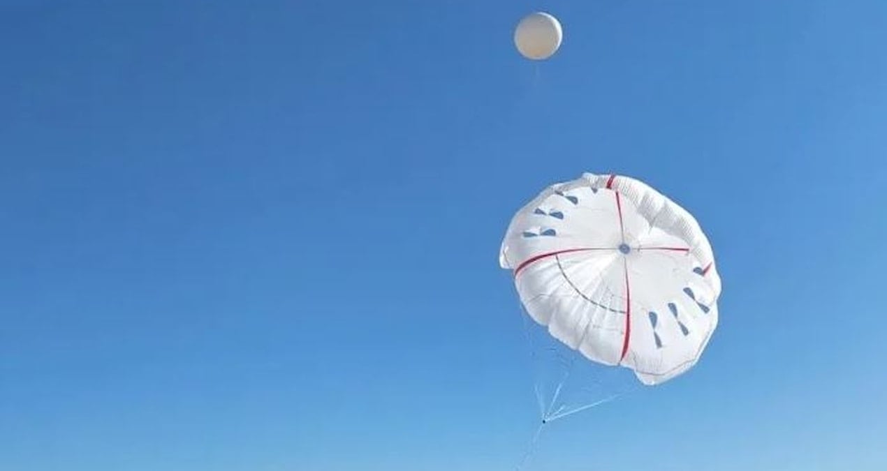 Dünyanın en büyük enerji üreten uçurtması testi geçti! 300 metre yukarıdan elektrik üretiyor