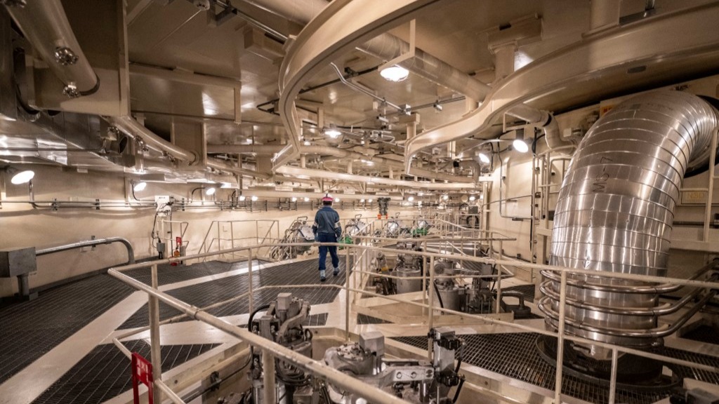 Dünyanın en büyük nükleer santraline yeniden başlatma onayı