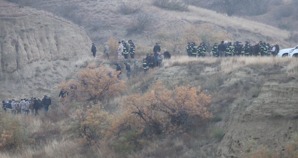 Düşen askeri kargo uçağının enkazında incelemelere başlandı