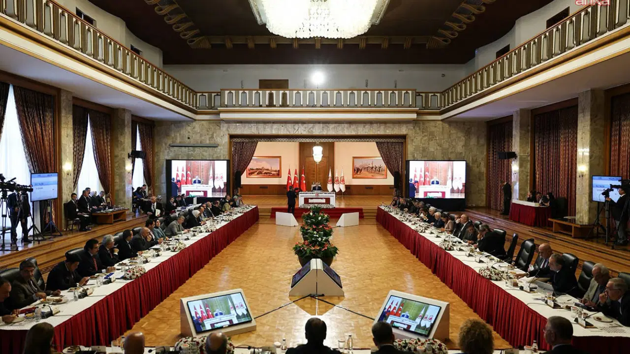 İki kez ertelenmişti: Süreç Komisyonu’nun toplanacağı tarih belli oldu