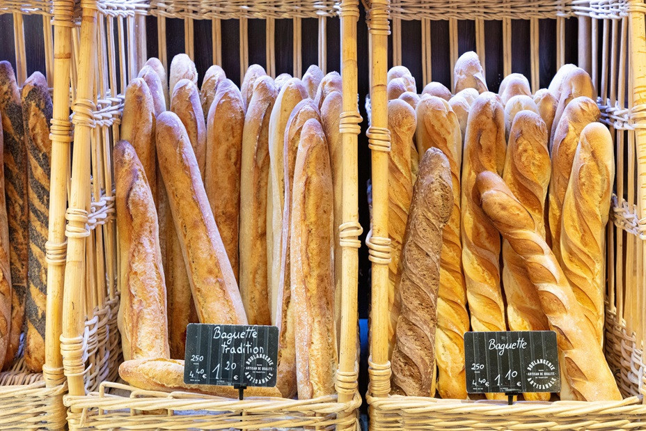 Paris’in kokusunu taşıyan baget, artık eski baget değil