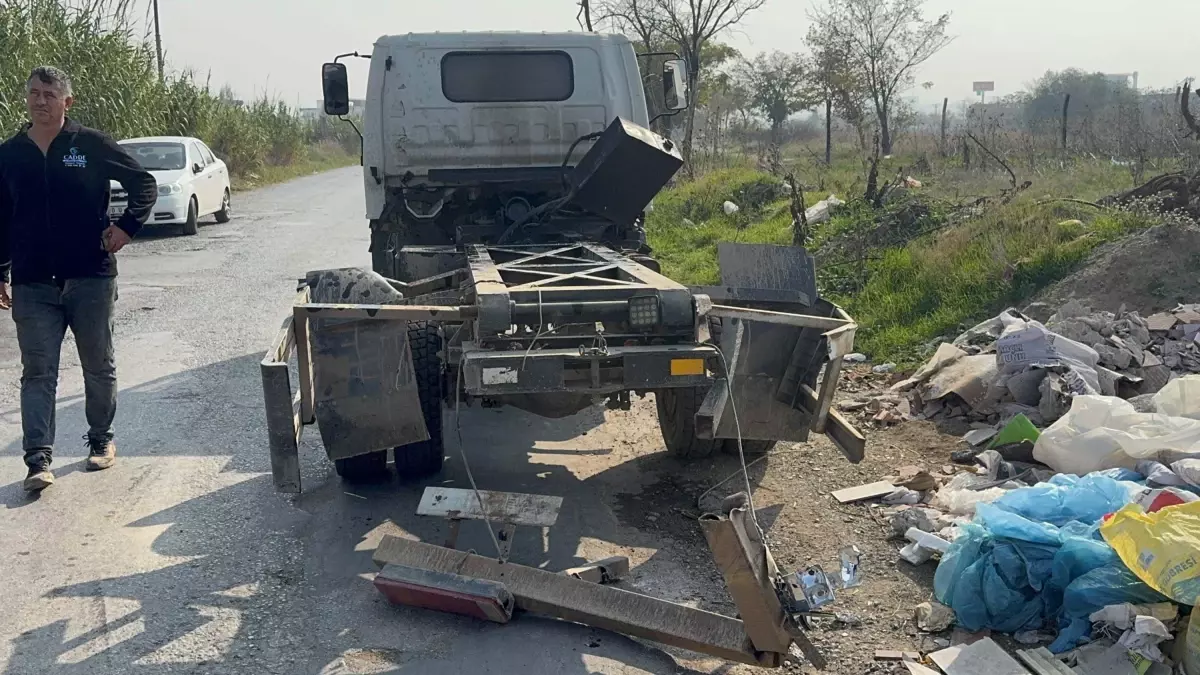 Turgutlu’da Tren Kazası: Sürücü Sağ Kurtuldu
