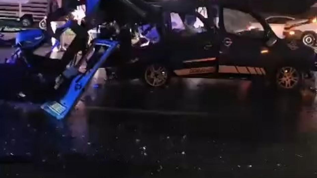 Başakşehir’de zincirleme trafik kazası: 2 ölü, 5 yaralı