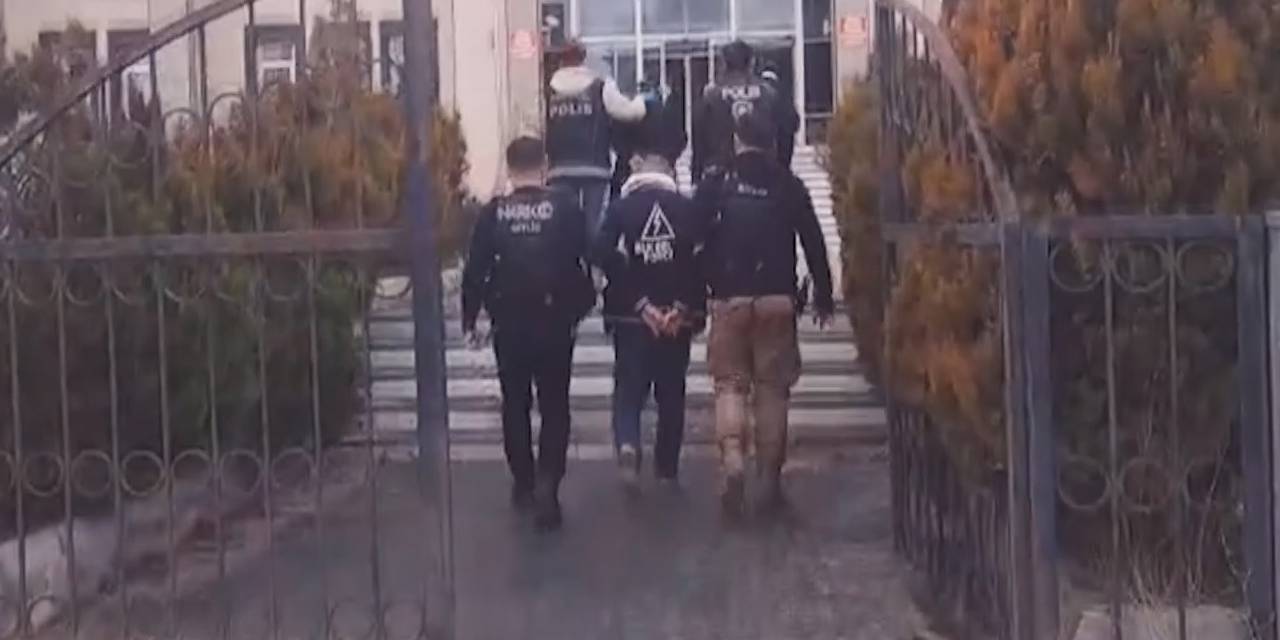 Bitlis’te 2 kişinin mide ve bağırsaklarında uyuşturucu bulundu