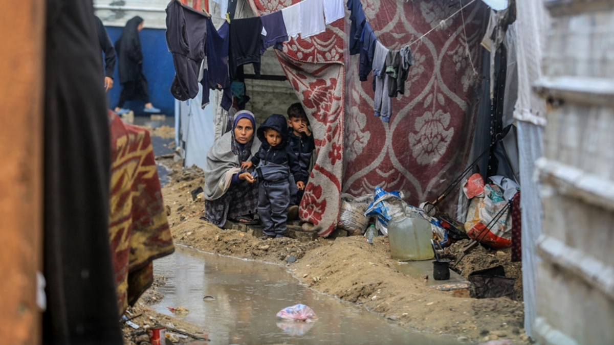 Gazze’yi etkisi altına alan ‘Byron’ fırtınası soykırımdan kurtulanların acılarını katladı