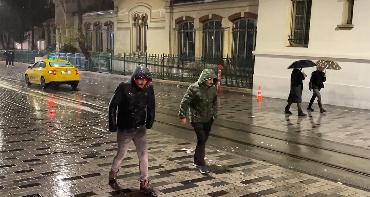 İstanbul’da sağanak etkili oldu