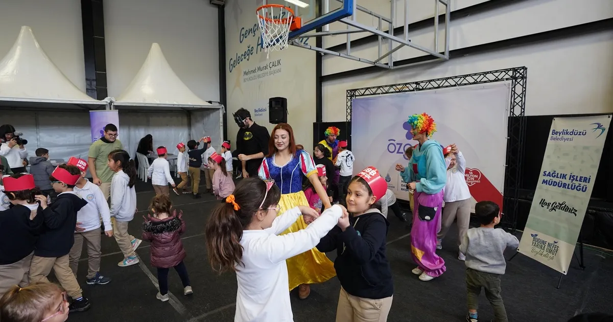 İstanbyl Beylikdüzü’nde Sosyal Belediyecilik Şenliği