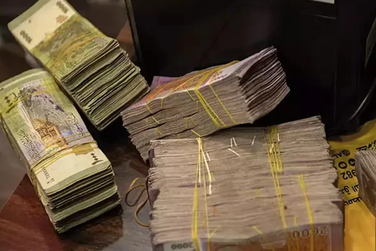 Suriye paradan iki sıfır atıldı! Yeni banknotlar tedavüle girdi