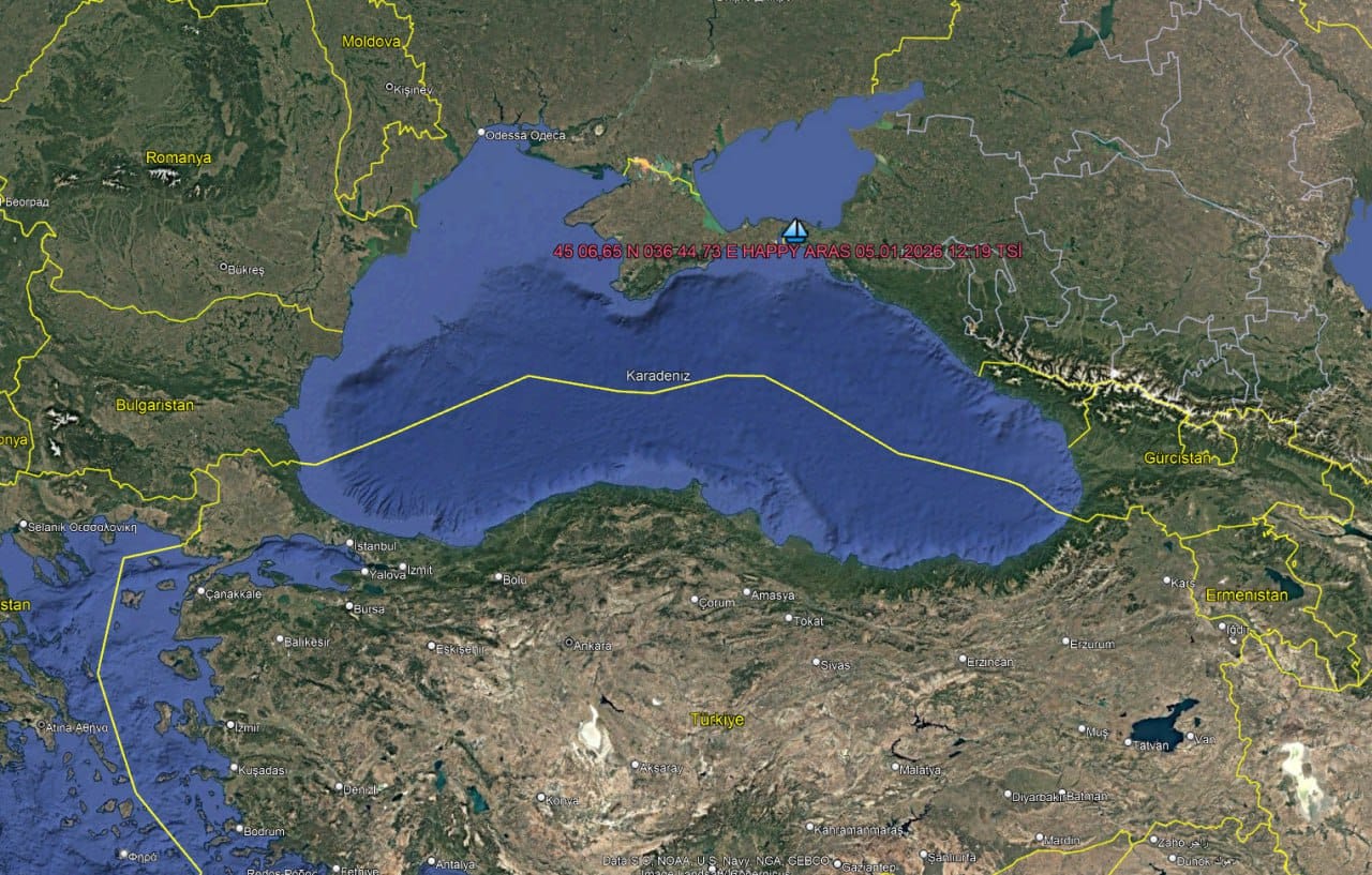 Türk gemisi Kerç Boğazı’nda karaya oturdu