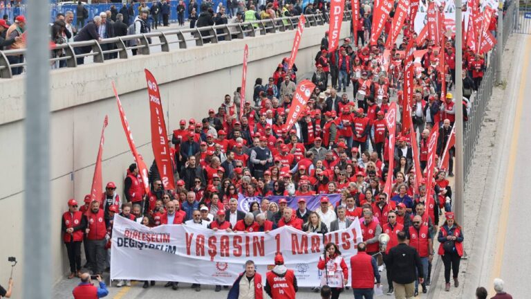 ankarada-1-mayis-mitingi-emekciler-tandogan-meydaninda-bulustu-RZgxBnQb