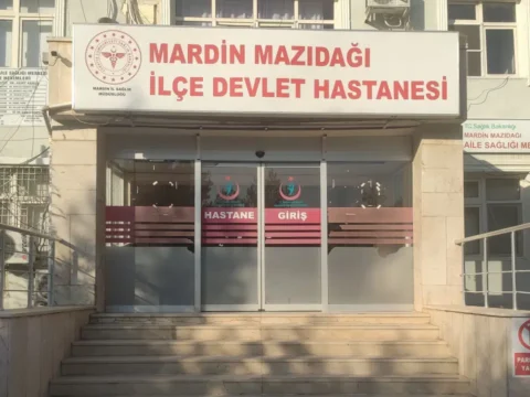 Yer mardin damda uyuyan 12 yasindaki cocuga kursun isabet etti JwI87zl6